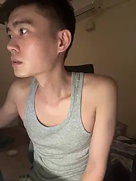 Snapshot of CalvinHY chatting on July 7, 7:51 pm CalvinHY online show from July 7, 7:51 pm