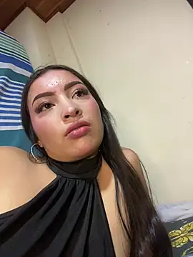 Snapshot of Itze_Mua chatting on May 30, 6:27 pm Itze Mua online show from May 30, 6:27 pm