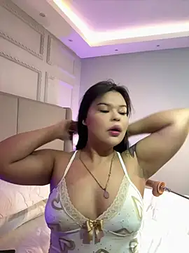 Snapshot of Ada_johansenn chatting on April 5, 12:02 pm Ada johansenn online show from April 5, 12:02 pm