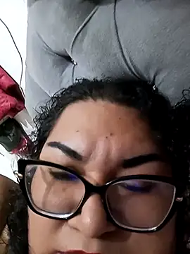 Snapshot of kiroshy chatting on April 8, 7:03 pm kiroshy online show from April 8, 7:03 pm