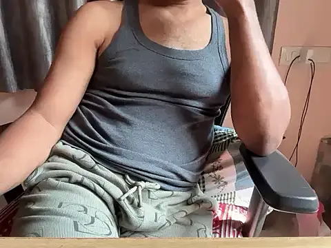 Snapshot of ThickChocolate26 chatting on March 23, 4:16 am ThickChocolate26 online show from March 23, 4:16 am