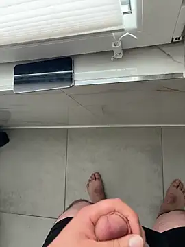 Snapshot of turkcock34 chatting on March 22, 9:45 am turkcock34 online show from March 22, 9:45 am