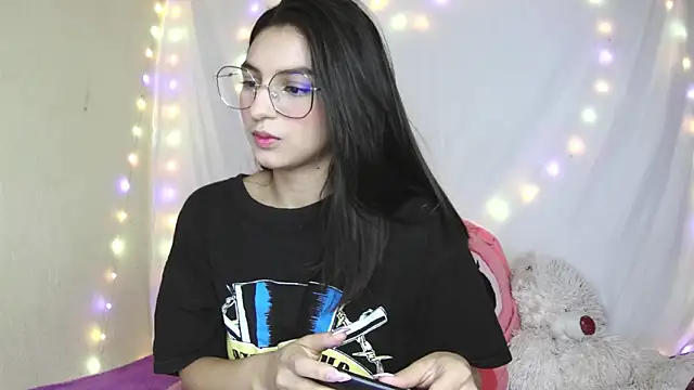 Snapshot of Eternal_Fuego chatting on March 26, 6:57 pm Eternal Fuego online show from March 26, 6:57 pm