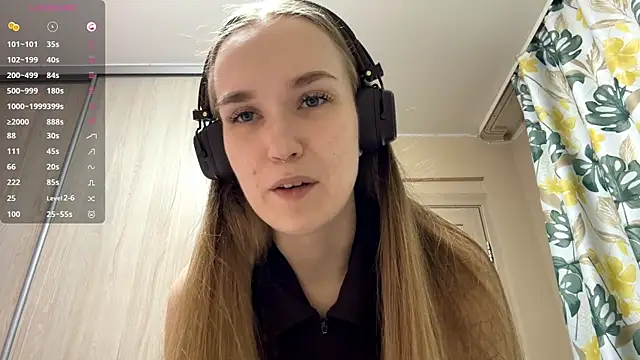 DenitaSpace online show from April 24, 2:19 pm