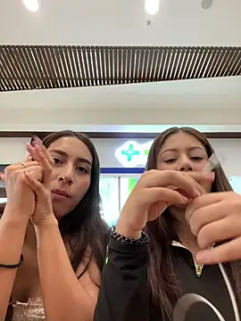 Snapshot of Amber_rosse_outdoors chatting on March 28, 7:46 pm Amber rosse outdoors online show from March 28, 7:46 pm