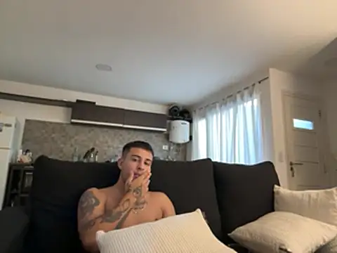 lunaris18 online show from March 24, 8:58 pm