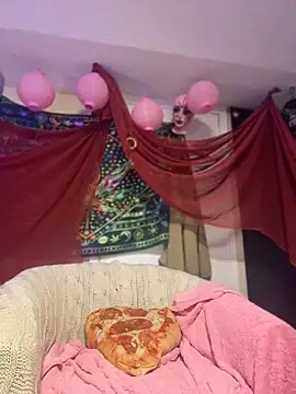 Snapshot of mango-kitty chatting on April 21, 8:34 pm mango-kitty online show from April 21, 8:34 pm