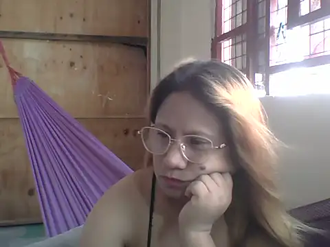 Snapshot of PinayChristine chatting on July 19, 7:56 am PinayChristine online show from July 19, 7:56 am