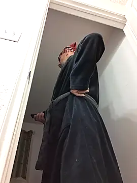 middickstroking online show from May 5, 3:03 am