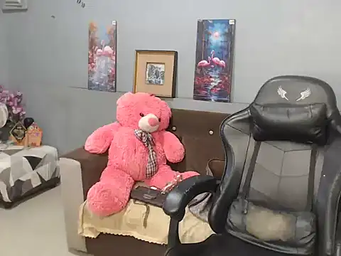 fuckercumm online show from June 13, 12:19 am