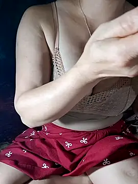 Bella-ox19 online show from May 6, 11:48 am