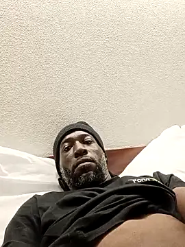 Snapshot of KingBlackStallion chatting on April 8, 1:55 pm KingBlackStallion online show from April 8, 1:55 pm