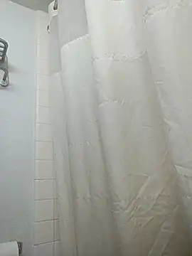 Snapshot of KingBlackStallion chatting on April 14, 4:51 am KingBlackStallion online show from April 14, 4:51 am