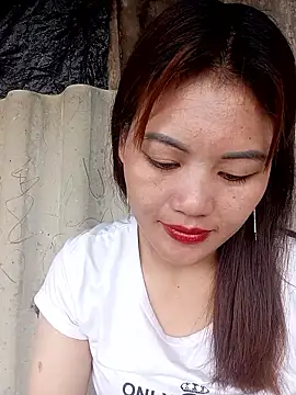 Snapshot of meg_06 chatting on May 19, 12:16 am meg 06 online show from May 19, 12:16 am