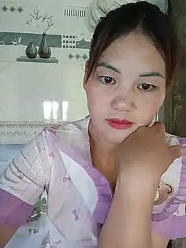 Snapshot of meg_06 chatting on June 7, 1:21 am meg 06 online show from June 7, 1:21 am