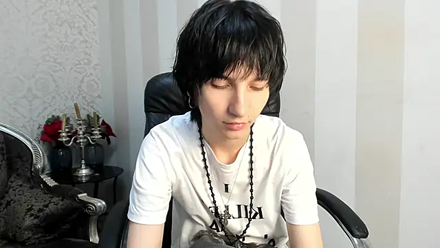 Snapshot of AdonBev chatting on June 10, 6:34 am AdonBev online show from June 10, 6:34 am