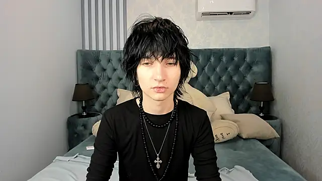 Snapshot of AdonBev chatting on June 28, 5:24 am AdonBev online show from June 28, 5:24 am