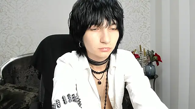 Snapshot of AdonBev chatting on July 1, 12:18 pm AdonBev online show from July 1, 12:18 pm