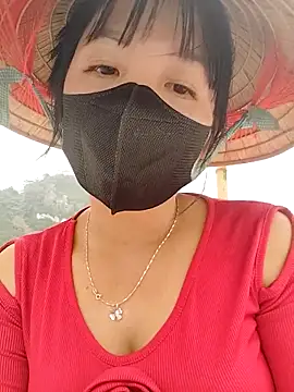 kim-min-jii online show from March 25, 5:46 am