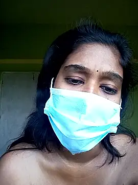Snapshot of bannerjeesneha20 chatting on April 11, 1:43 am bannerjeesneha20 online show from April 11, 1:43 am