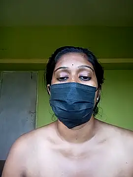 Snapshot of bannerjeesneha20 chatting on April 14, 8:09 am bannerjeesneha20 online show from April 14, 8:09 am