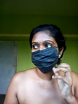 Snapshot of bannerjeesneha20 chatting on April 15, 8:21 am bannerjeesneha20 online show from April 15, 8:21 am