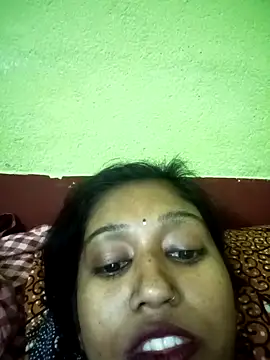 Snapshot of bannerjeesneha20 chatting on April 26, 12:58 pm bannerjeesneha20 online show from April 26, 12:58 pm