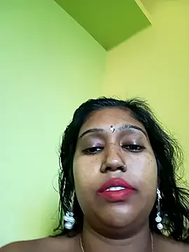 Snapshot of bannerjeesneha20 chatting on May 9, 3:45 am bannerjeesneha20 online show from May 9, 3:45 am