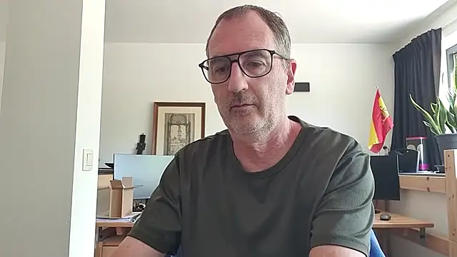 Snapshot of HotLucas66 chatting on July 18, 10:19 am HotLucas66 online show from July 18, 10:19 am