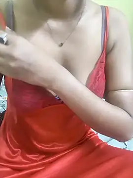 Snapshot of Rubina_Love chatting on April 28, 4:28 am Rubina Love online show from April 28, 4:28 am