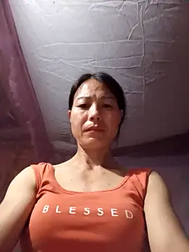 Snapshot of -Numin- chatting on May 12, 8:06 pm -Numin- online show from May 12, 8:06 pm