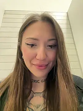 Snapshot of SaintSquirt chatting on April 17, 9:23 am SaintSquirt online show from April 17, 9:23 am