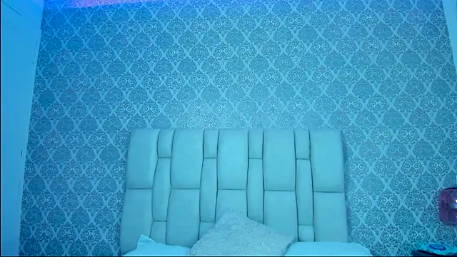 Snapshot of erizdarkveyl chatting on June 30, 4:57 am erizdarkveyl online show from June 30, 4:57 am