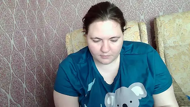 Snapshot of ElviraOreilllyX chatting on April 15, 7:37 am ElviraOreilllyX online show from April 15, 7:37 am