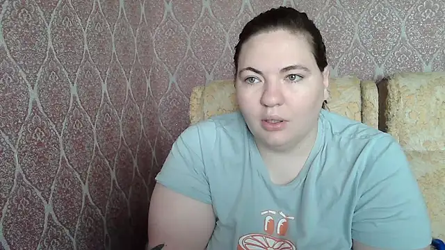 Snapshot of ElviraOreilllyX chatting on April 18, 7:56 am ElviraOreilllyX online show from April 18, 7:56 am
