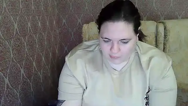 Snapshot of ElviraOreilllyX chatting on April 22, 6:31 pm ElviraOreilllyX online show from April 22, 6:31 pm