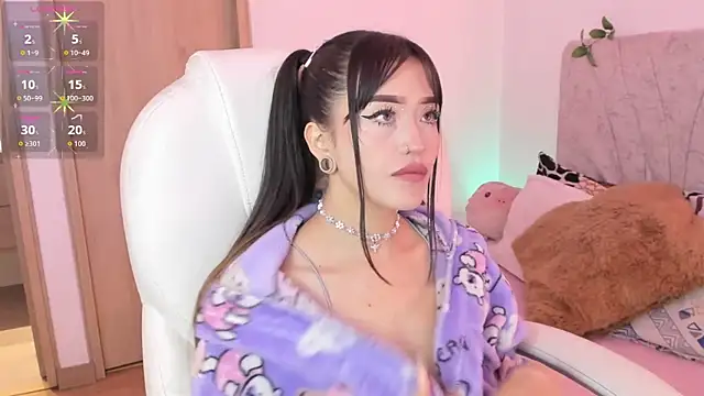 ivyJanne online show from June 30, 8:26 am