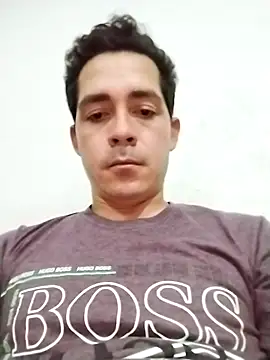 Snapshot of Gabriel_leon33 chatting on May 19, 2:51 am Gabriel leon33 online show from May 19, 2:51 am