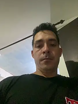 Snapshot of Gabriel_leon33 chatting on June 21, 12:13 am Gabriel leon33 online show from June 21, 12:13 am