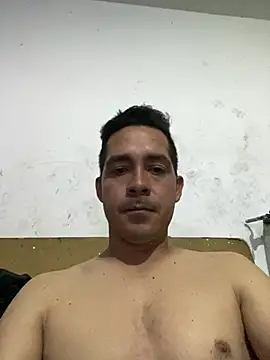 Snapshot of Gabriel_leon33 chatting on June 22, 5:59 am Gabriel leon33 online show from June 22, 5:59 am