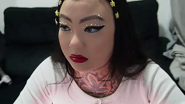 ChinesaTropical online show from May 13, 2:09 am