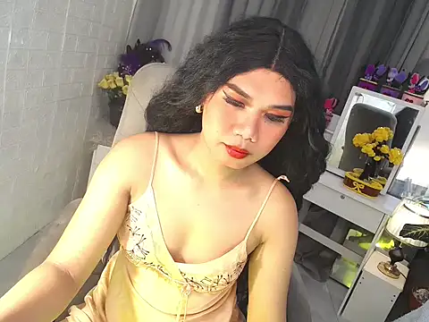 Snapshot of Yourgorgeousmarge chatting on May 25, 1:33 am Yourgorgeousmarge online show from May 25, 1:33 am
