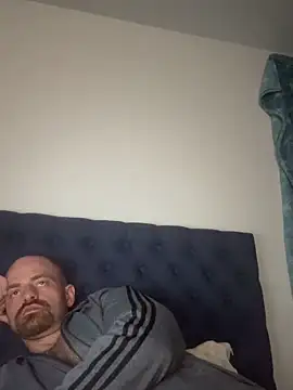 whitelioncody online show from April 19, 5:07 am