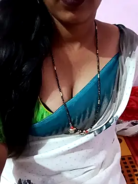 Snapshot of Sexyteacher143 chatting on May 10, 5:18 pm Sexyteacher143 online show from May 10, 5:18 pm