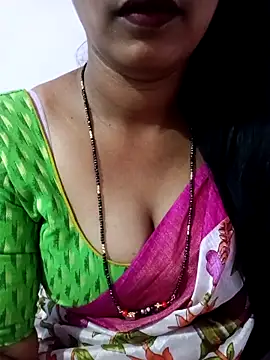 Snapshot of Sexyteacher143 chatting on May 13, 4:21 am Sexyteacher143 online show from May 13, 4:21 am