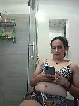 HornyKerujieTrans online show from May 28, 10:29 pm