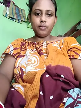 Snapshot of puja560 chatting on June 2, 9:11 am puja560 online show from June 2, 9:11 am