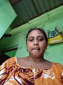 Snapshot of puja560 chatting on June 24, 8:13 am puja560 online show from June 24, 8:13 am