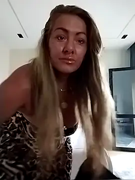 Exotic ParisX online show from April 7, 6:47 am