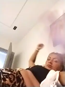 Exotic ParisX online show from April 9, 9:31 pm